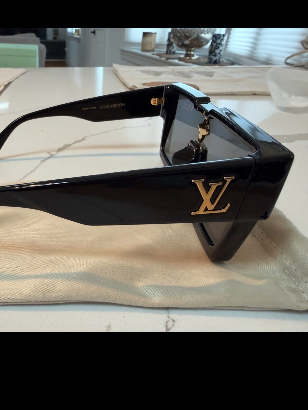 Louis Vuitton Black Shield Sunglasses with Gold Crystal Monogram - Picture 2 of 8